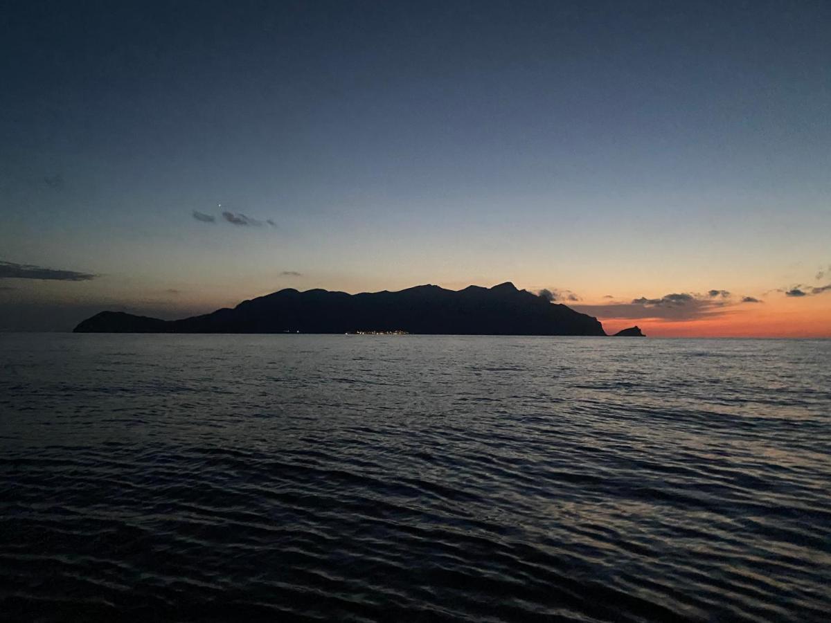 Isoladelmiele Hotel Marettimo Bagian luar foto