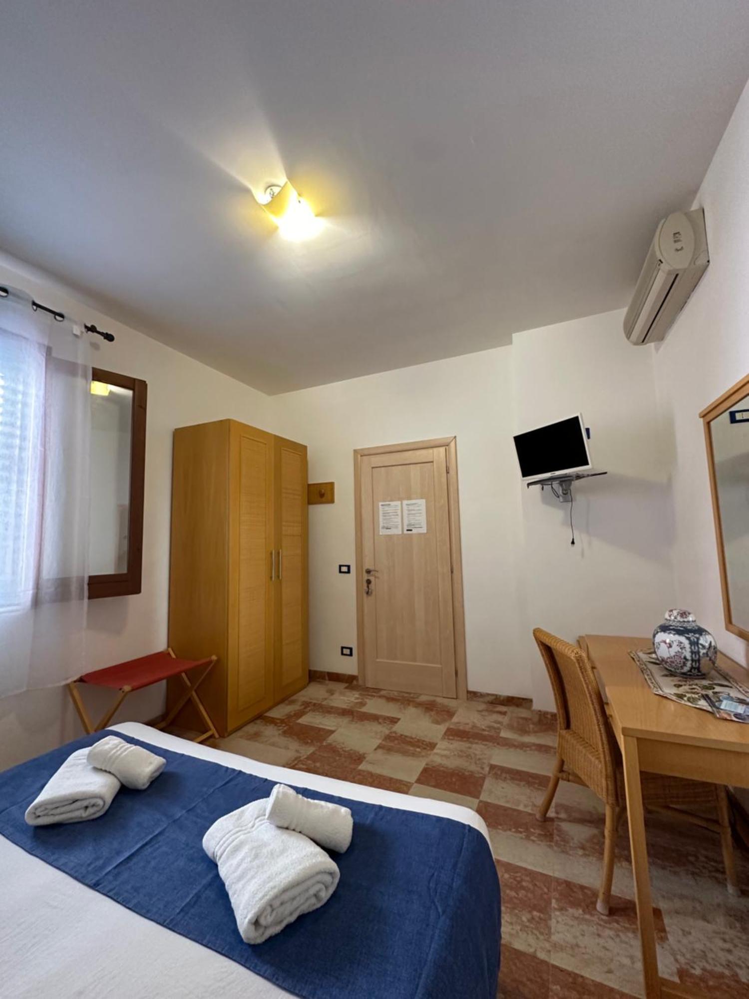 Isoladelmiele Hotel Marettimo Bagian luar foto